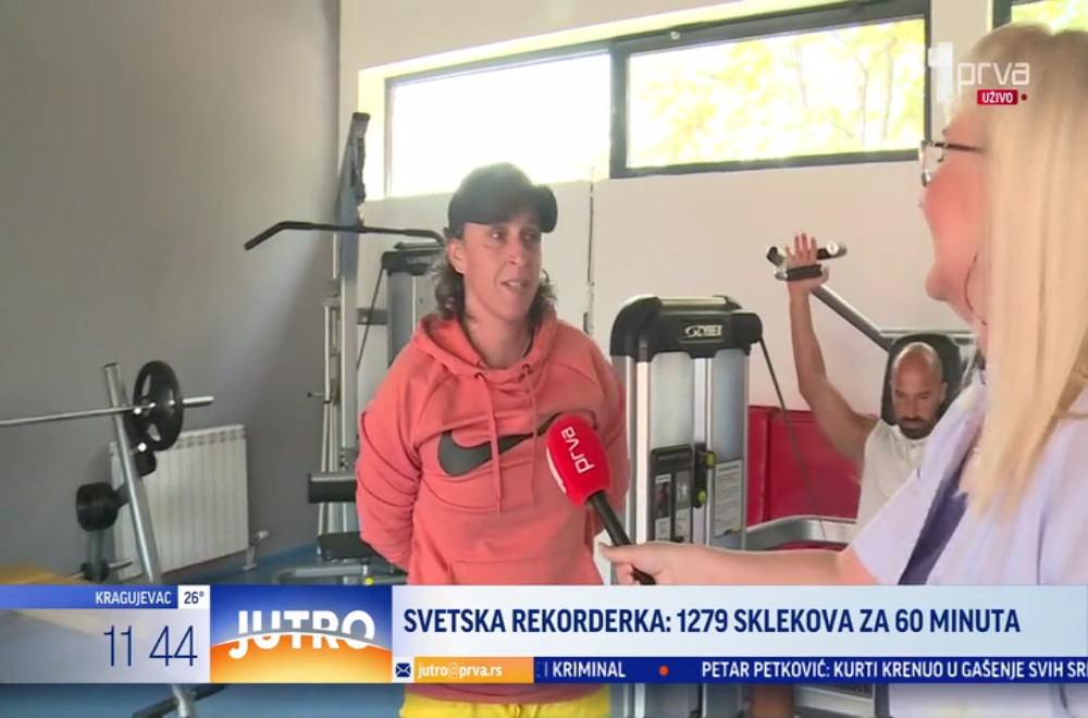 Upoznajemo vas sa svetskom rekorderkom u sklekovima!