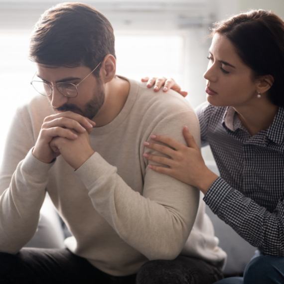 Partner se udaljava i zatvara? Evo ŠTA možete da uradite kako biste spasili vašu vezu