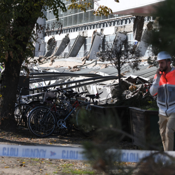 Poznati novi detalji tragedije u Novom Sadu: Nastradale devojčice od deset i šest godina