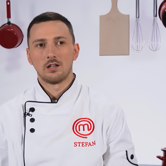 Stefan PAO KAO POKOŠEN: Takmičar se SAPLEO u kuhinji "MasterChefa" (VIDEO)