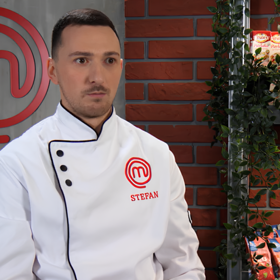 Raste tenzija u kuhinji MasterChefa: Stefan DOŽIVEO PEH 10 minuta pred kraj! (VIDEO)