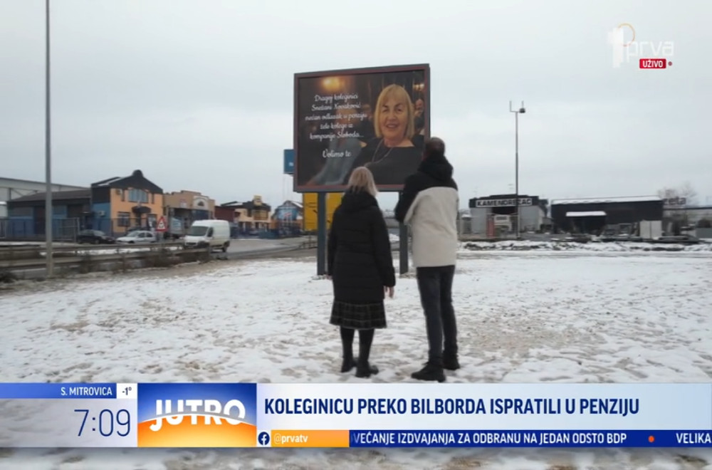 Nesvakidašnji bilbord osvanuo u Preljini kraj Čačka – o čemu je reč?